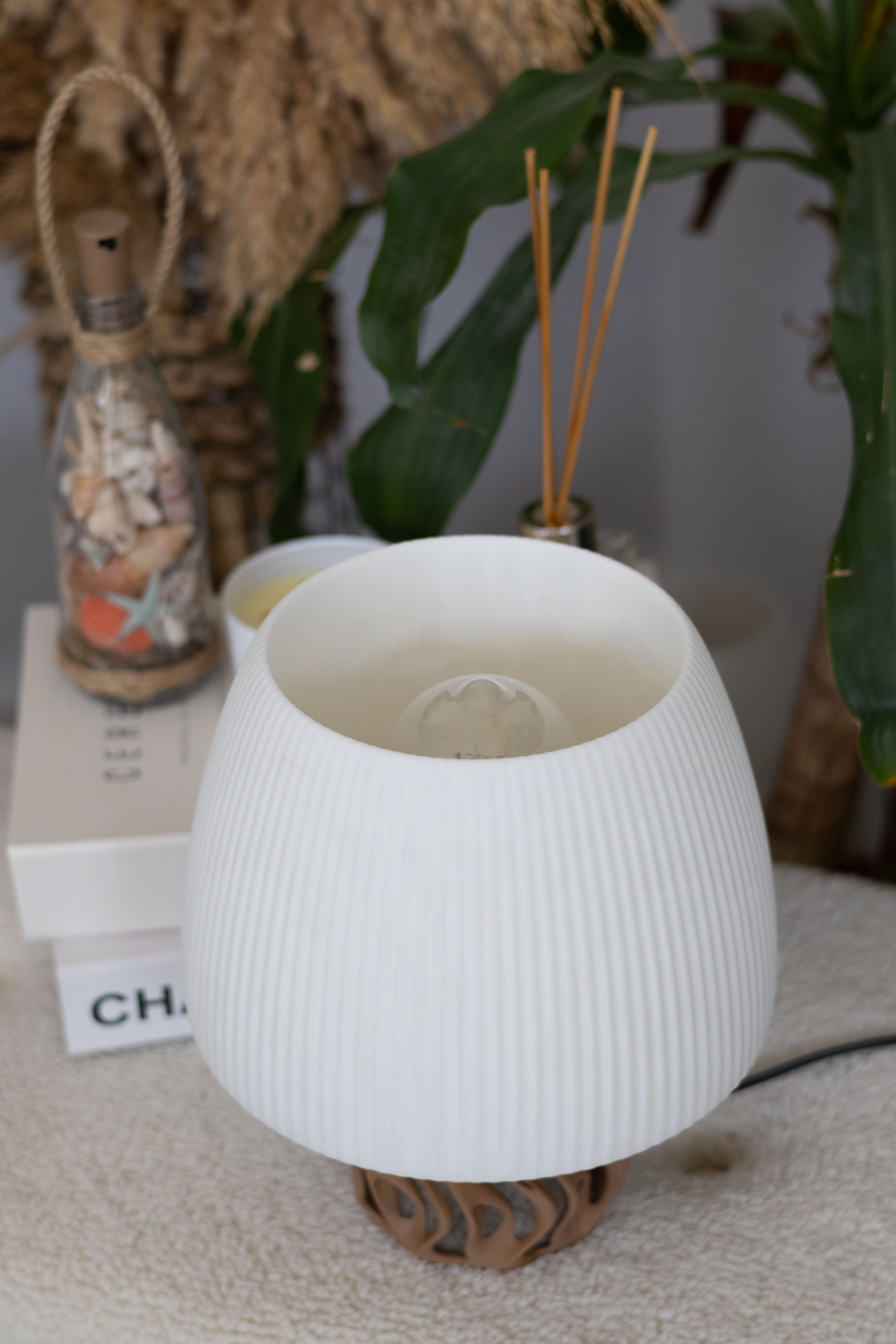 Modern Dalga Formlu Abajur (Ampul Dahil Değildir)