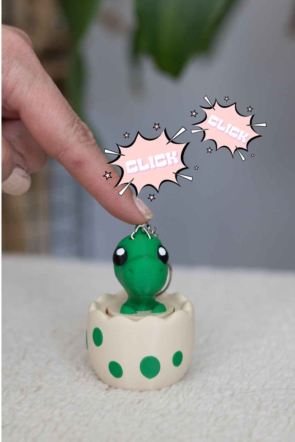 Baby Dino Clicker Anahtarlık – Sevimli Yumurta Dinozor Anahtarlık